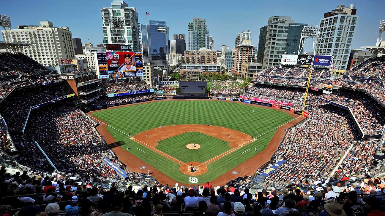 Sep 5, 2016; San Diego, CA, USA; A general view of the game between the Boston Red Sox and San Diego Padres in the third inning at Petco Park. Mandatory Credit: Jake Roth-USA TODAY Sports
