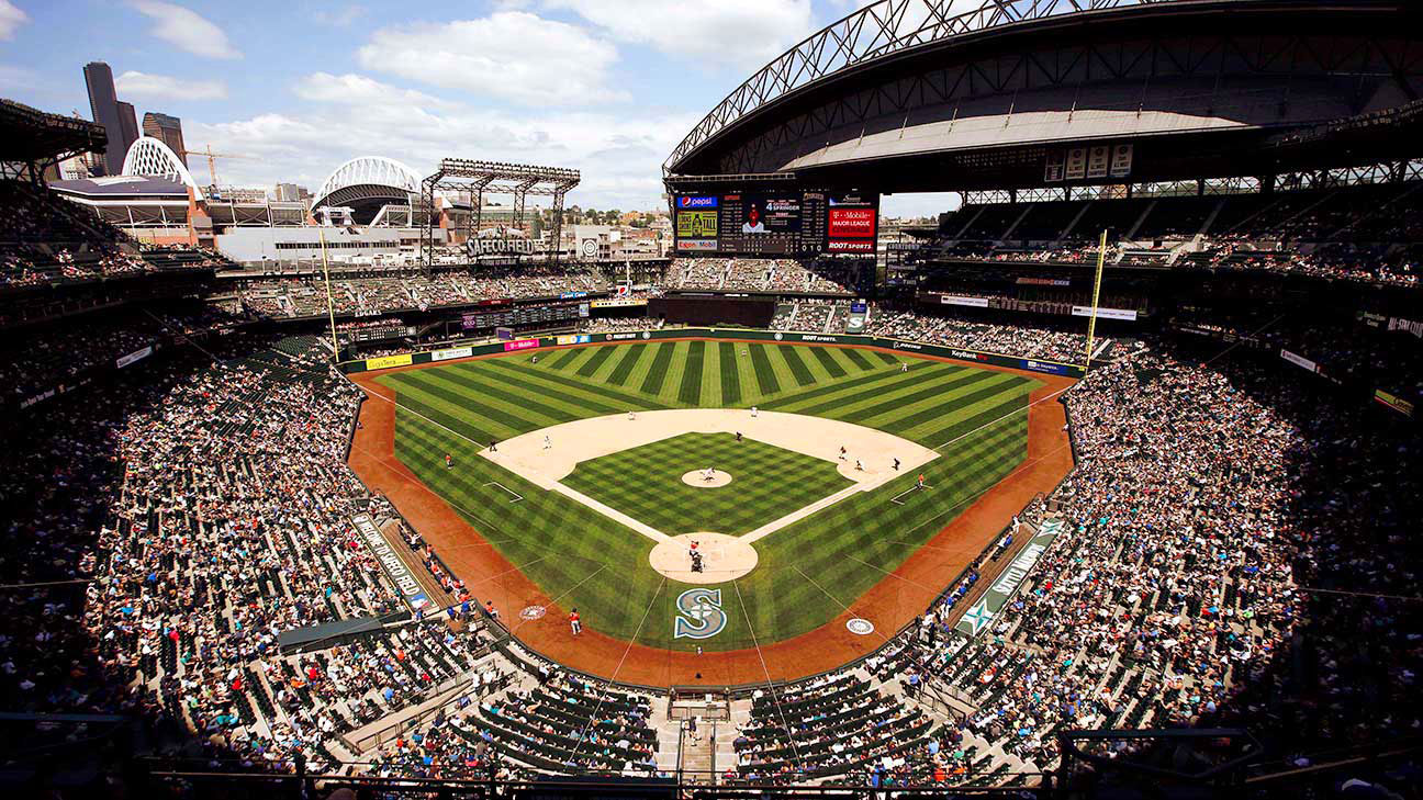 Jul 17, 2016; Seattle, WA, USA; General view of at Safeco Field during the sixth inning of a game between the Seattle Mariners and Houston Astros. Houston defeated Seattle, 8-1. Mandatory Credit: Joe Nicholson-USA TODAY Sports
